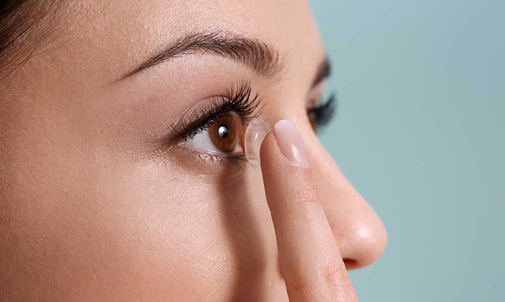 try on contacts lens | Laguna Niguel Optometry
